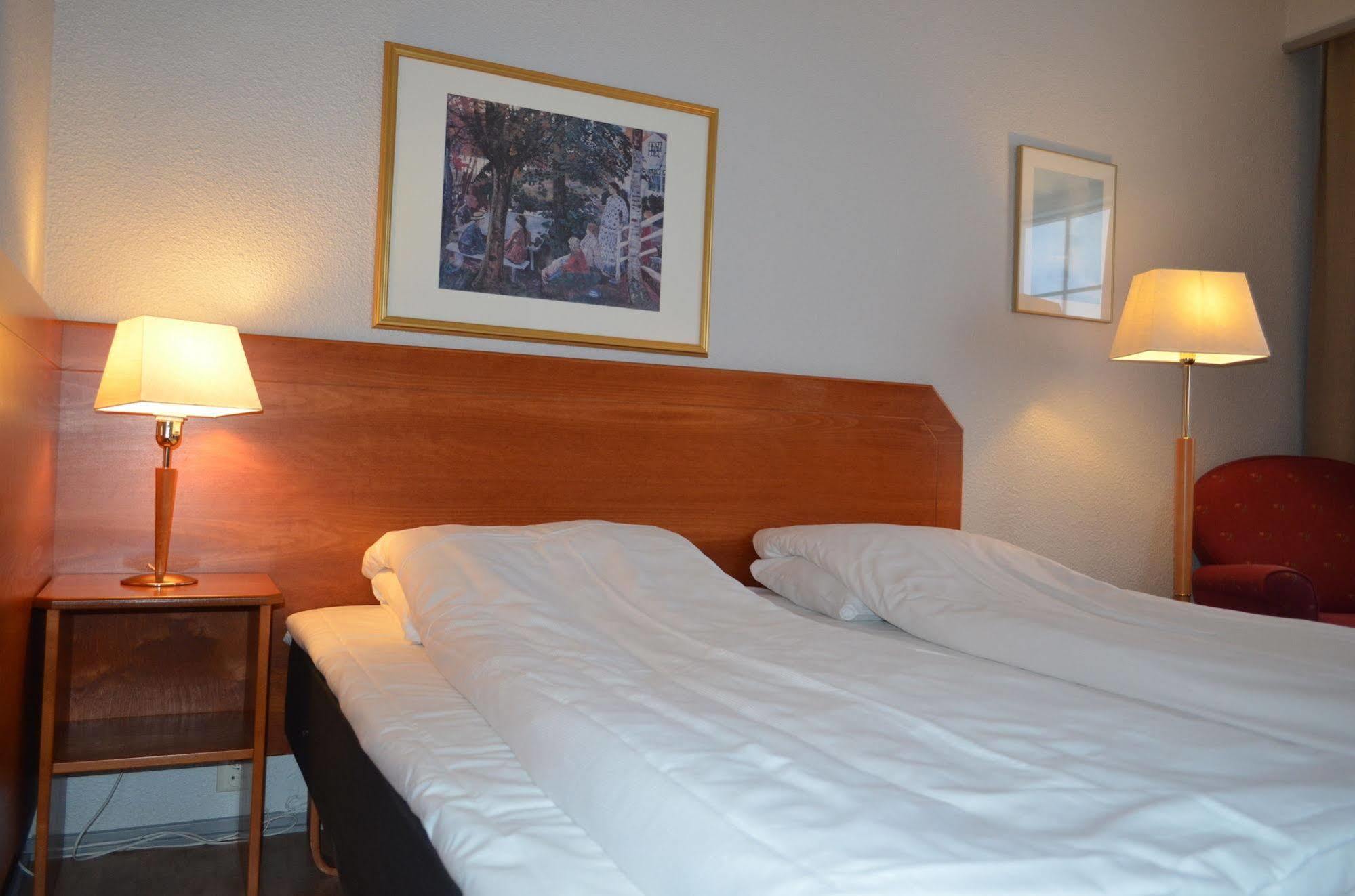 Bjerkvik Hotell Exterior photo
